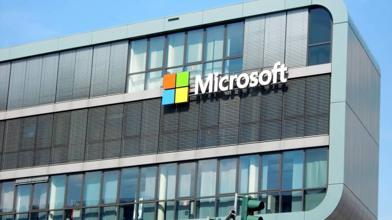 «Έπεσε» το Microsoft Outlook - Eκατομμύρια χρήστες δεν έχουν πρόσβαση στα email τους