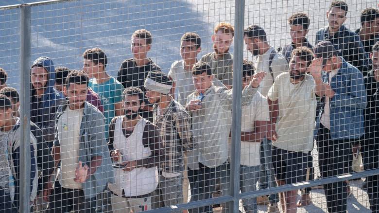 Νομοσχέδιο για το μεταναστευτικό: Νέοι κανόνες, αυστηρότερο πλαίσιο και αντιδράσεις