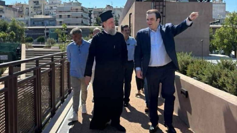 Επίσκεψη Πιερρακάκη στο «Ιωνικό Κέντρο» της Ι.Μ. Νέας Ιωνίας