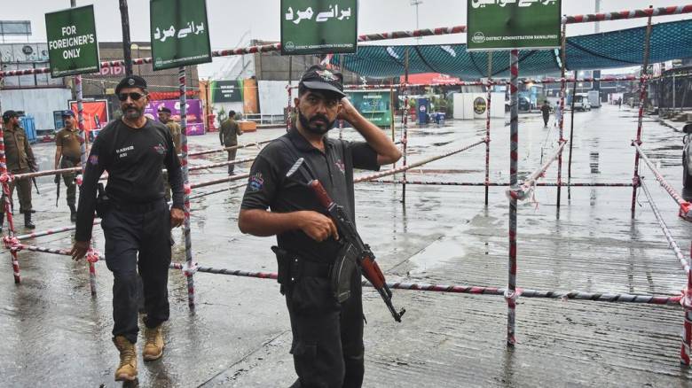 Πακιστάν: Ένοπλοι απήγαγαν και εκτέλεσαν εννέα επιβάτες λεωφορείων