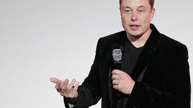 Ο Ίλον Μασκ επενδύει κεφάλαια δύο δισ. δολαρίων στην τεχνητή νοημοσύνη