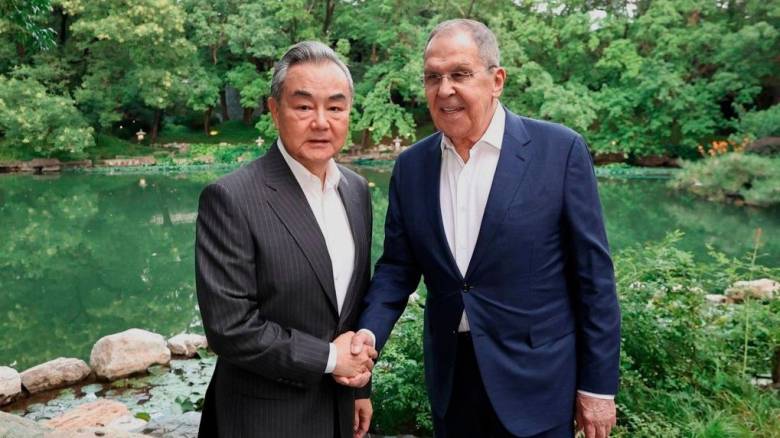 Επίσκεψη Λαβρόφ στο Πεκίνο - Κεντρικό θέμα συζητήσης του ο πόλεμος στην Ουκρανία