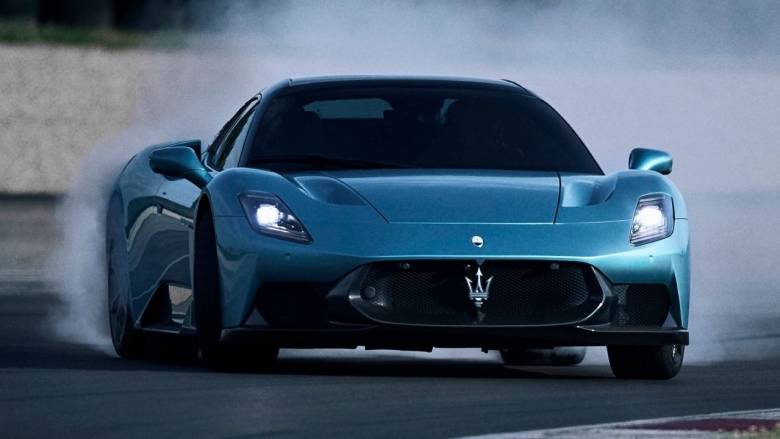 Η εντυπωσιακή Maserati MC20 έγινε MCPura