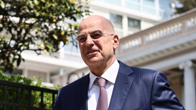 Τηλεφωνική επικοινωνία Δένδια με τον Αμερικανό υπουργό Εξωτερικών Πιτ Χέγκσεθ