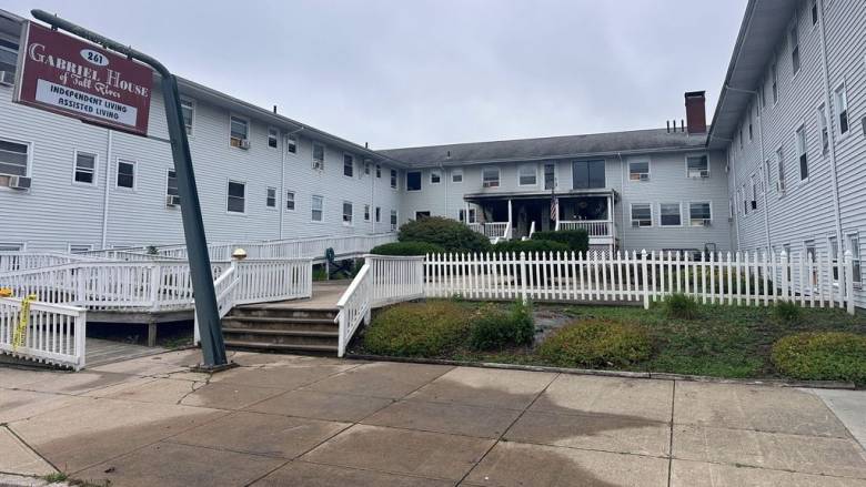 Τραγωδία στις ΗΠΑ: Εννιά νεκροί από φωτιά σε κέντρο υποστηριζόμενης διαβίωσης - Δεκάδες τραυματίες