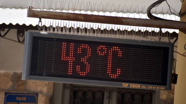 «Κλείδωσε» ο νέος καύσωνας από την Κυριακή - Mέχρι τους 43 βαθμούς ο υδράργυρος - Tα νέα δεδομένα