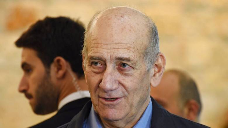 Πρώην πρωθυπουργός Ισραήλ: «Στρατόπεδο συγκέντρωσης» η «ανθρωπιστική πόλη» στη Γάζα