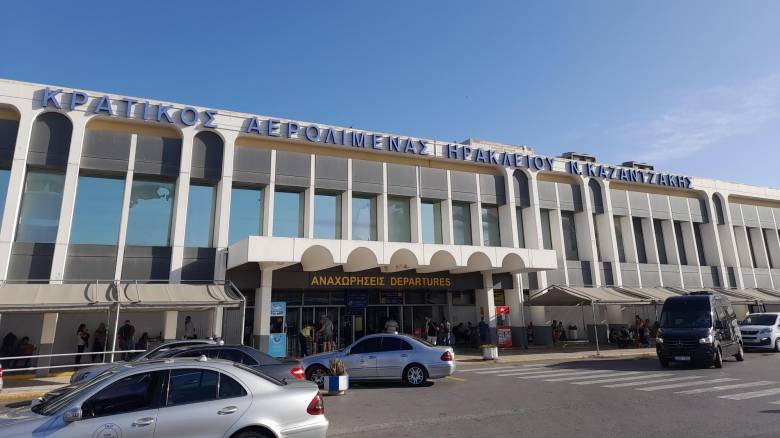 Αύξηση 5,2% στην επιβατική κίνηση και 3,8% στις κινήσεις αεροσκαφών το α' εξάμηνο του 2025