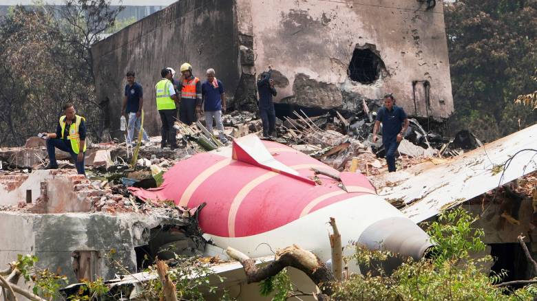 Αεροπορικό δυστύχημα Air India: Ηχητικά ντοκουμέντα «προδίδουν» τον έμπειρο πιλότο