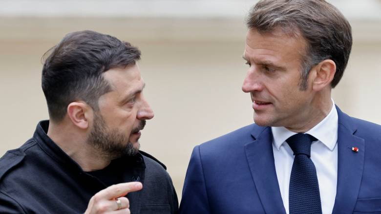 Τηλεφωνική συνομιλία Ζελένσκι - Μακρόν για την ενίσχυση της ουκρανικής αεράμυνας