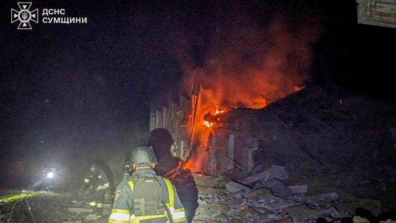 Ο Ζελένσκι δήλωσε ότι η Ρωσία εξαπέλυσε πάνω από 30 πυραύλους και 300 drones