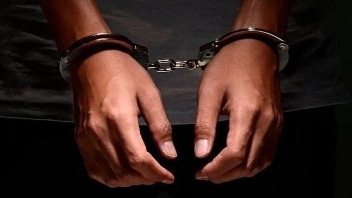 Κόρινθος: Συνελήφθη 43χρονος για πορνογραφία ανηλίκων - Φωτογράφιζε γυναίκες και παιδιά σε παραλία