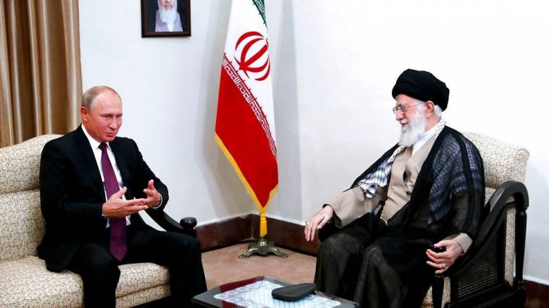Συνάντηση Πούτιν με σύμβουλο του Χαμενεΐ - Στο τραπέζι τα πυρηνικά του Ιράν