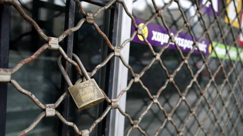 Δήμος Αθηναίων: Μαζικοί έλεγχοι και σφραγίσεις καταστημάτων για αυθαίρετη χρήση κοινόχρηστων χώρων