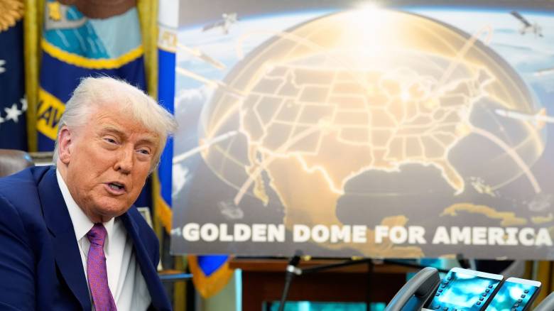 Ο Τραμπ αναζητά εναλλακτικές από τη SpaceX του Μασκ για την ανάπτυξη του Χρυσού Θόλου