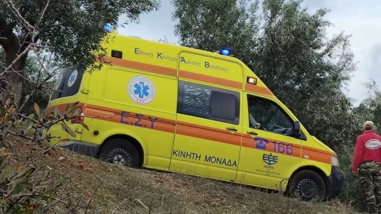Πτώση 20χρονης στις Βάθρες Σαμοθράκης - Νοσηλεύεται με σοβαρά τραύματα στη σπονδυλική στήλη