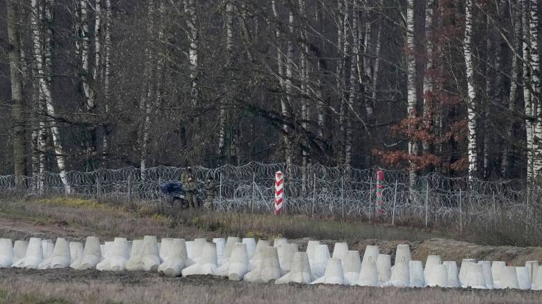 Η Πολωνία ετοιμάζει 40σέλιδο εγχειρίδιο με οδηγίες σε περίπτωση πολέμου