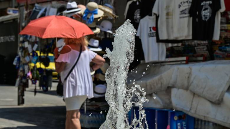 Καύσωνας: Έκτακτο δελτίο καιρού της ΕΜΥ για την Τετάρτη - Πορτοκαλί προειδοποίηση σε τρεις περιοχές
