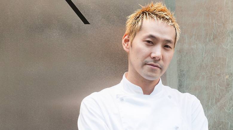 Kei Kobayashi: Η κουζίνα έχει τη μαγική δύναμη να ξεπερνά και να καταργεί τα εθνικά σύνορα