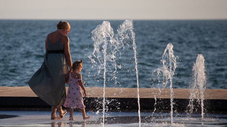 Υψηλές θερμοκρασίες με διάρκεια: Ποιες περιοχές δέχονται τη μεγαλύτερη επιβάρυνση