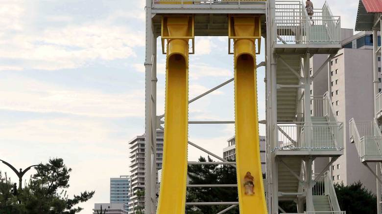 Τραγωδία στην Κροατία: Νήπιο γλίστρησε από την αγκαλιά του μπαμπά του σε νεοροτσουλήθρα και πέθανε