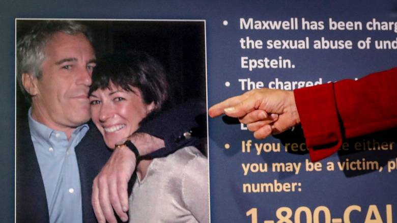 ΗΠΑ: Το υπουργείο Δικαιοσύνης θα θέσει ερωτήματα στη συνεργό του Επστάιν