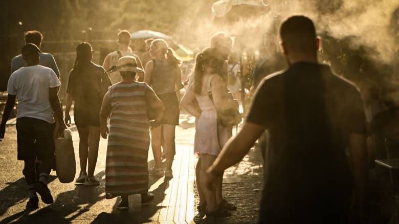 Καύσωνας: «Καμπανάκι» κινδύνου από την ακραία ζέστη και ευφλεκτότητα υπό τον κίνδυνο πυρκαγιάς