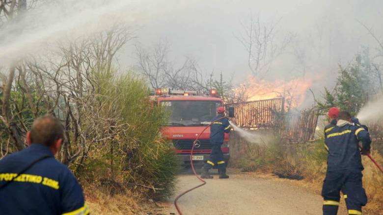 Φωτιά σε χαμηλή βλάστηση στους Φιλιάτες Θεσπρωτίας - Ήχησε το 112