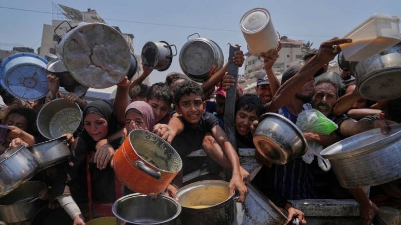 Αιχμές Ευρωπαίας Επιτρόπου για γενοκτονία στη Γάζα - Η πρώτη διαφοροποίηση από τη γραμμή Κομισιόν