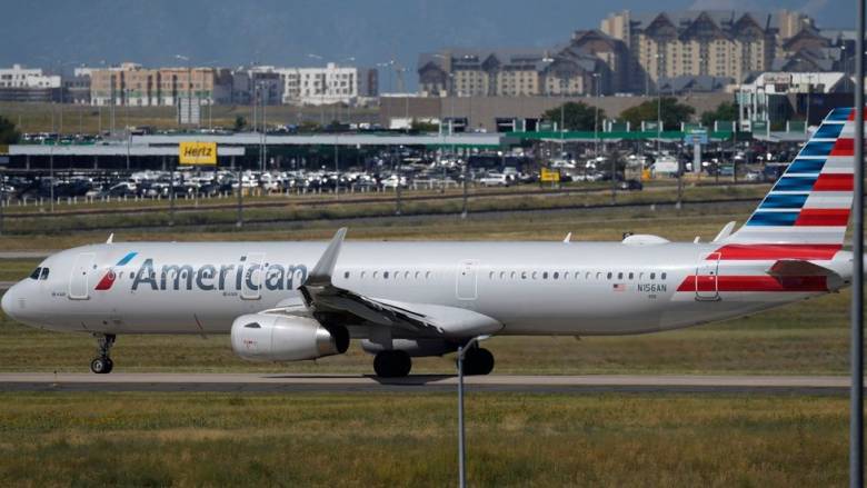 Πανικός στο Ντένβερ: Καπνός σε πτήση προς Μαϊάμι - Επιβάτες εκκένωσαν το σκάφος