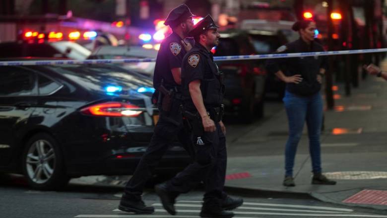 Επίθεση στο Μανχάταν: «Ο δράστης είχε στόχο τα γραφεία του NFL» - Συνεχίζει την έρευνα το FBI