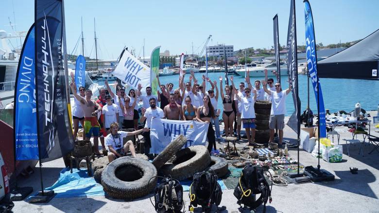 Υποβρύχιος Καθαρισμός στο Λιμάνι του Λαυρίου 