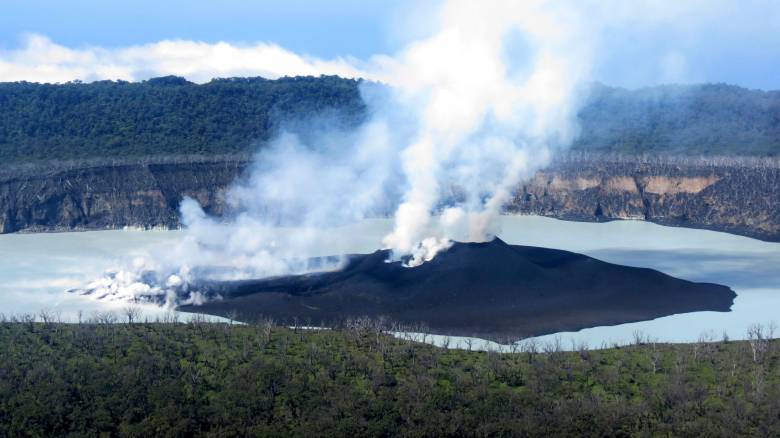 Σεισμός Καμτσάτκα: Τι είναι ο «Δακτύλιος της Φωτιάς» που δίνει μεγα-σεισμούς