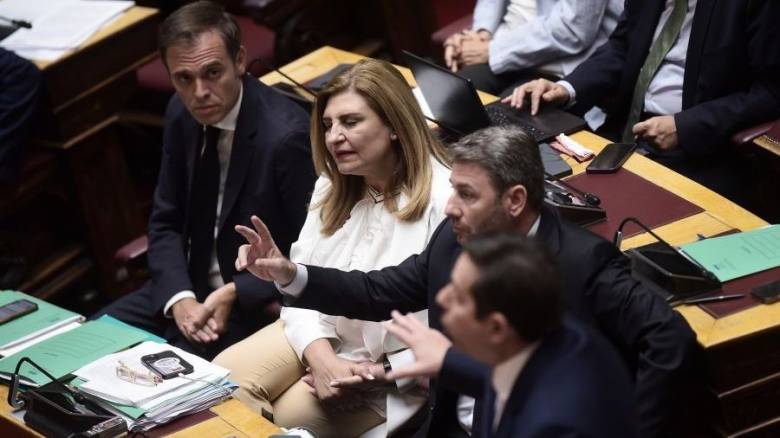 Βουλή: «Μετωπική» για τον ΟΠΕΚΕΠΕ - Αντιδράσεις από την αντιπολίτευση για τη στάση της ΝΔ