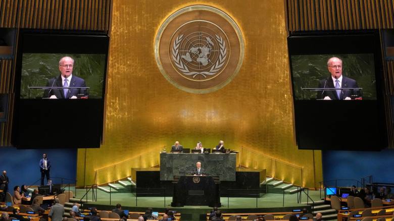 Αναγνώριση Παλαιστίνης από Καναδά: «Θαρραλέα απόφαση» λέει ο Αμπάς - Αντιδρά το Ισραήλ