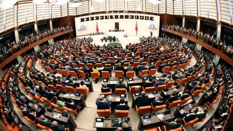 Τουρκία: Πρώτη συνεδρίαση της διακομματικής επιτροπής στο πλαίσιο του αφοπλισμού του ΡΚΚ