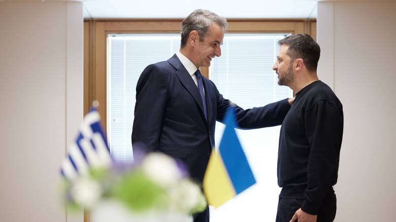 Τηλεφωνική επικοινωνία Μητσοτάκη - Ζελένσκι - Στο επίκεντρο η ενίσχυση της αεροπορικής άμυνας