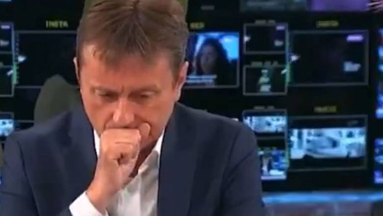 Σέρβος υπουργός υπέστη εγκεφαλικό στον τηλεοπτικό «αέρα» - Βίντεο καταγράφει τη στιγμή
