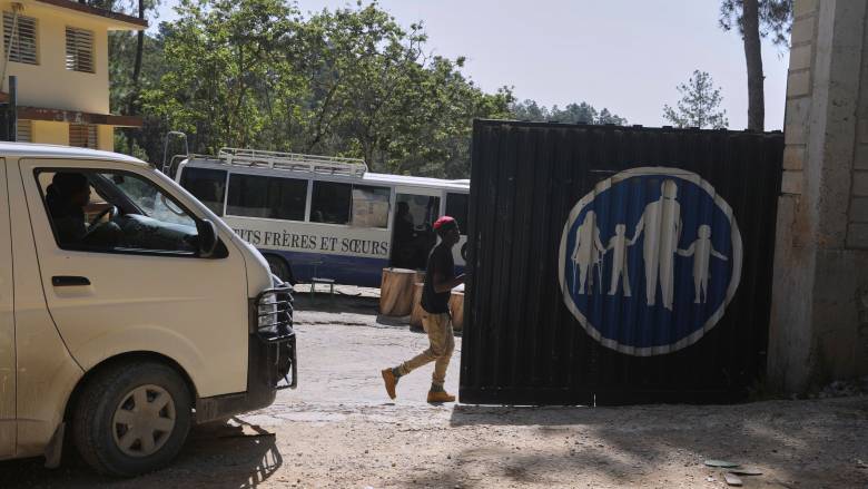 Αϊτή: Η Ιρλανδία καλεί να απελευθερωθούν οι όμηροι μετά την έφοδο κακοποιών σε ορφανοτροφείο