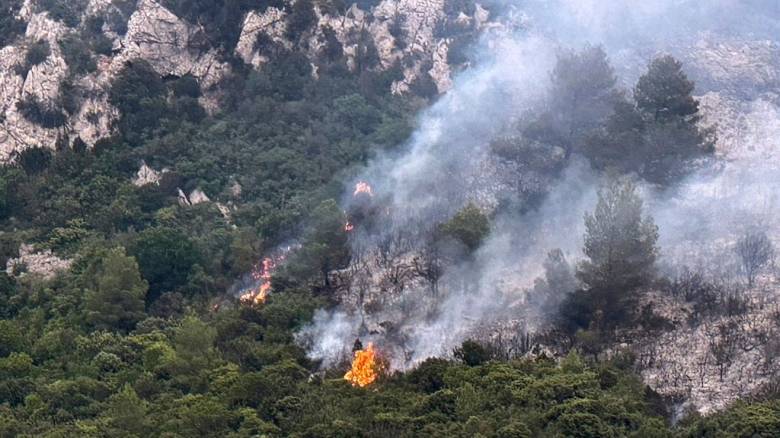 Πύρινη κόλαση για 3η ημέρα στη νότια Γαλλία - Η μεγαλύτερη φωτιά από το 1949