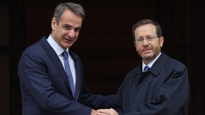 Επικοινωνία Μητσοτάκη - Χέρτζογκ για την ανθρωπιστική βοήθεια στη Γάζα και τους ομήρους