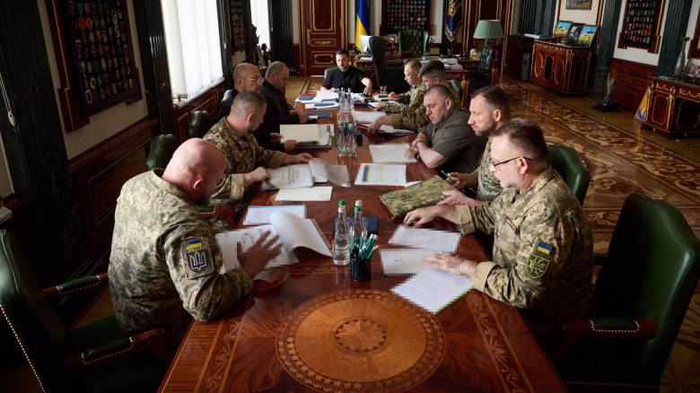 Ζελένσκι: Η Ουκρανία σχεδιάζει δίκαιες «απαντήσεις» στις ρωσικές επιθέσεις