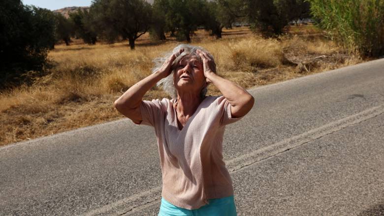 Φωτιά Ανατολική Αττική: Σε λειτουργία πλατφόρμα για τη φιλοξενία πυρόπληκτων - Πού κάνετε αίτηση