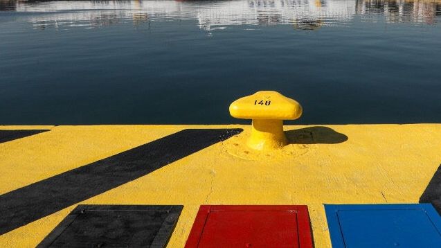 Συνελήφθησαν δύο Ιταλοί υπήκοοι στον Πειραιά -  Kαταζητούνταν για ξέπλυμα χρήματος