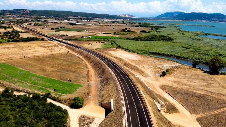 Ο Όμιλος AKTOR έδωσε σε κυκλοφορία τη σύνδεση Λευκάδας με Δυτικό Άξονα, ταχύτερα από το προβλεπόμενο