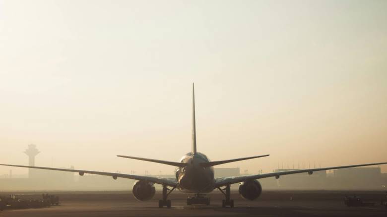 Αναγκαστική προσγείωση αεροπλάνου στο Ηράκλειο Κρήτης λόγω μεθυσμένης Βρετανίδας