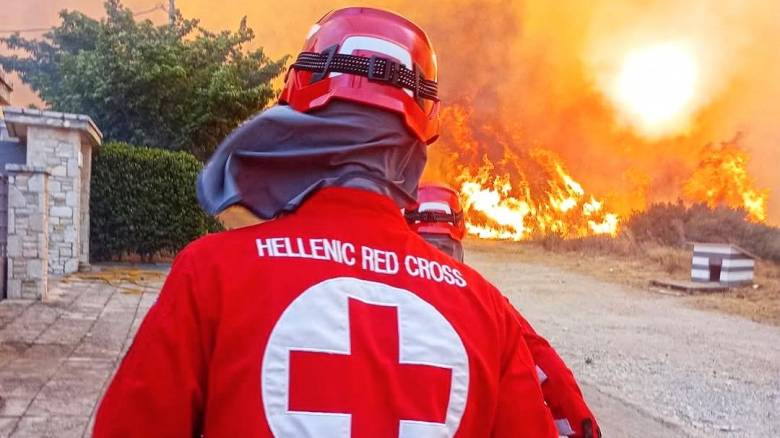 Ελληνικός Ερυθρός Σταυρός: Δέκα βασικές συμβουλές για προστασία μετά από πυρκαγιά