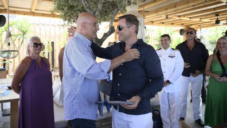 Με τον υπουργό Άμυνας της Εσθονίας συναντήθηκε ο Νίκος Δένδιας