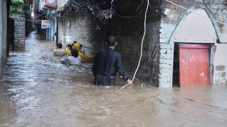 Πακιστάν: Στους 200 ανέρχονται οι νεκροί τις τελευταίες 24 ώρες από καταρρακτώδεις βροχές