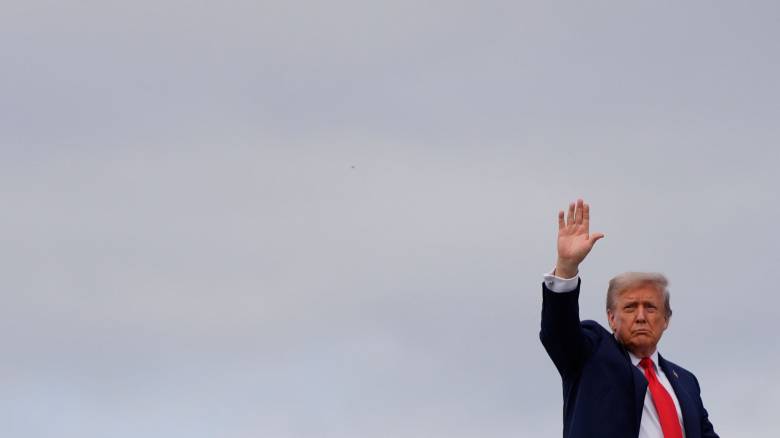 «Όλοι συμφώνησαν σε ειρηνευτική συμφωνία, όχι απλή εκεχειρία»: Η ανάρτηση Τραμπ μετά την Αλάσκα